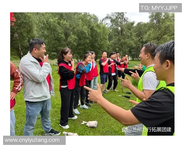 聚焦飞盘运动上海飞盘队如何通过团队协作提升竞技水平与默契配合 聚焦飞盘运动上海飞盘队如何通过团队协作提升竞技水平与默契配合