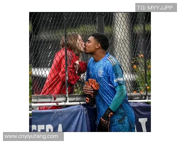 迈尼昂的崛起与挑战：探索这位门将如何改变足球格局与未来发展