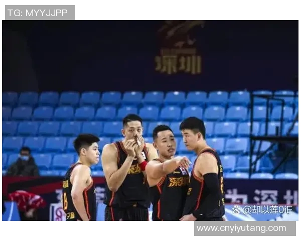 北京北控男篮迎战深圳队全力争胜展现球队实力与斗志