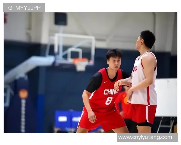 赵睿带领中国男篮重振雄风展现年轻力量与团队精神的崛起之路